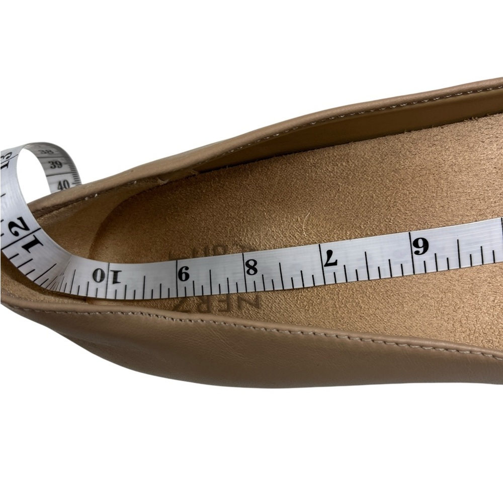 Naturalizer Gertie Ballet Flats Shoes Size 8.5 W Embossed Leather Taupe - Picture 15 of 16